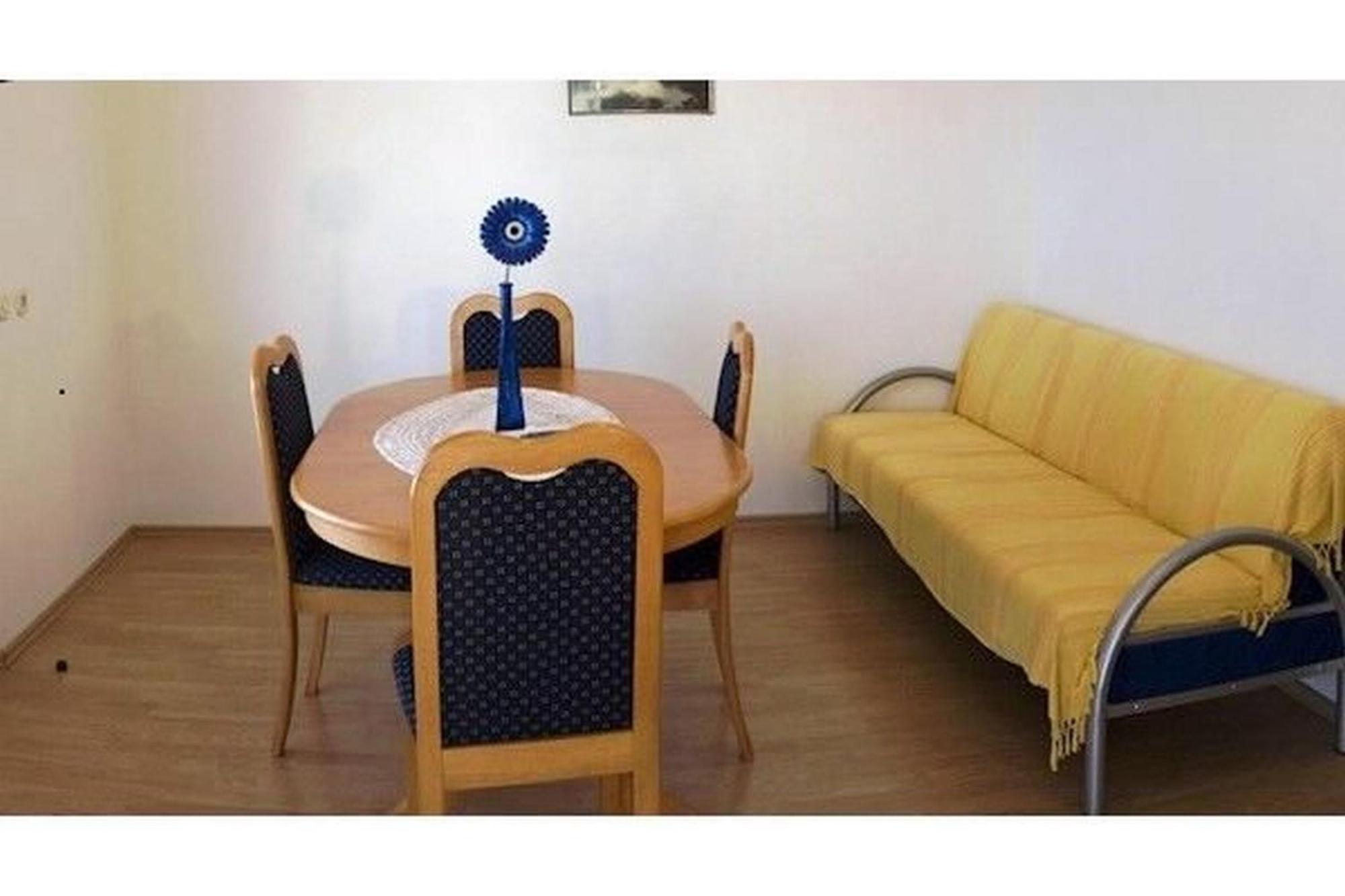 And Florijan Apartment *